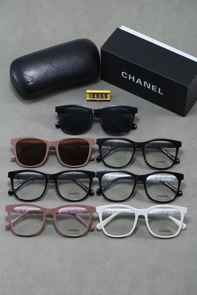 003 Chanel sunglasses