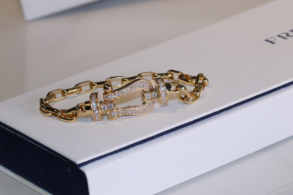 001 Fred Hand bracelet