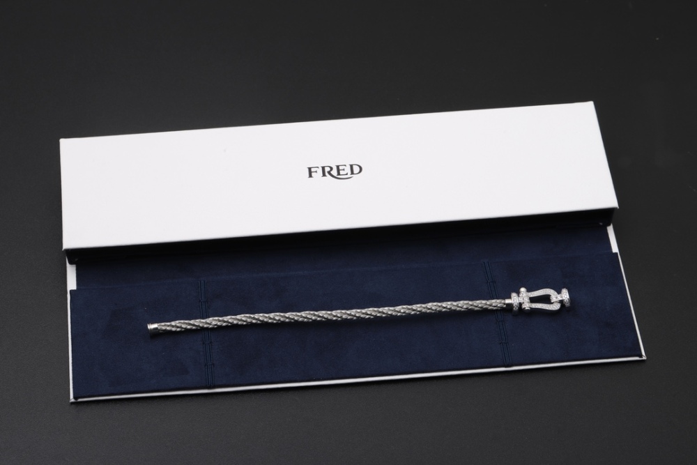 001 Fred Hand bracelet