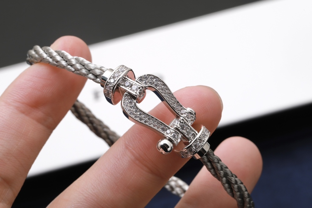 001 Fred Hand bracelet