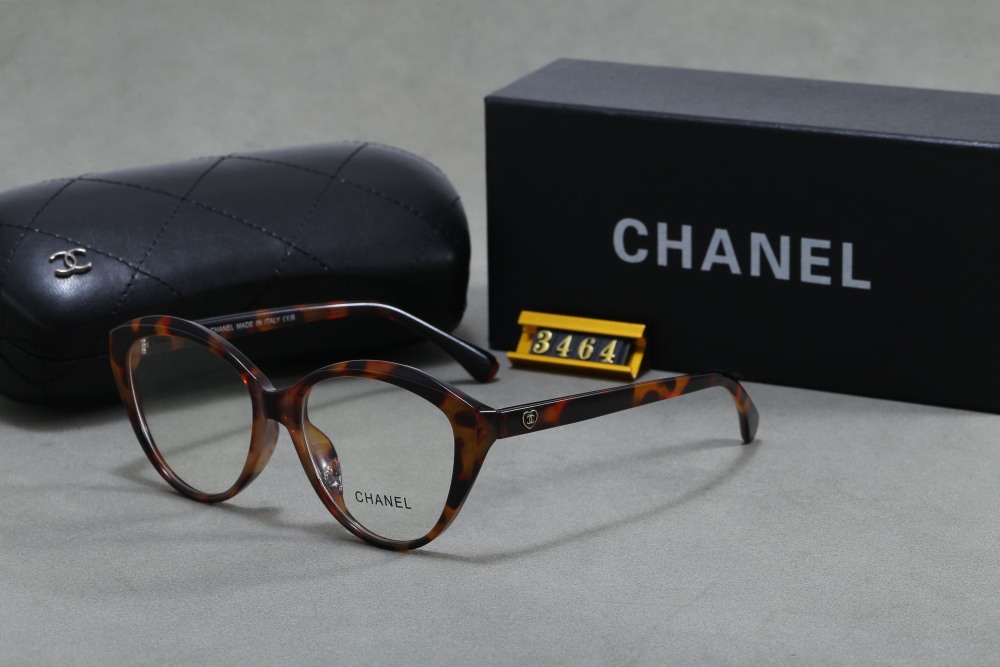 003 Chanel sunglasses