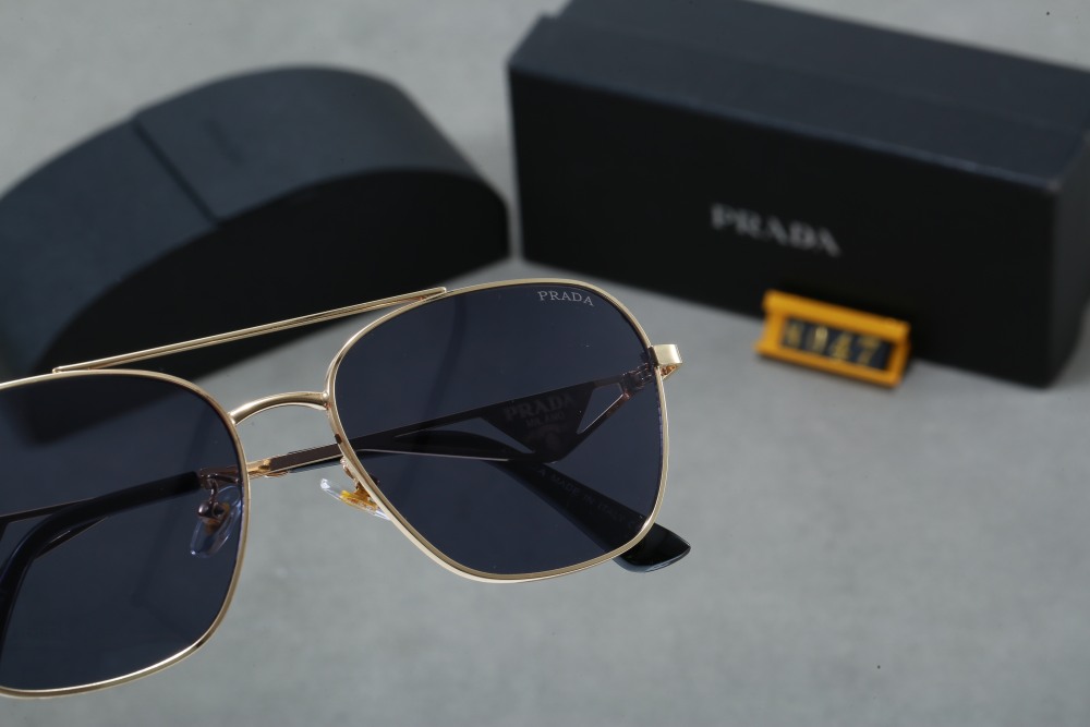 003 Prada sunglasses