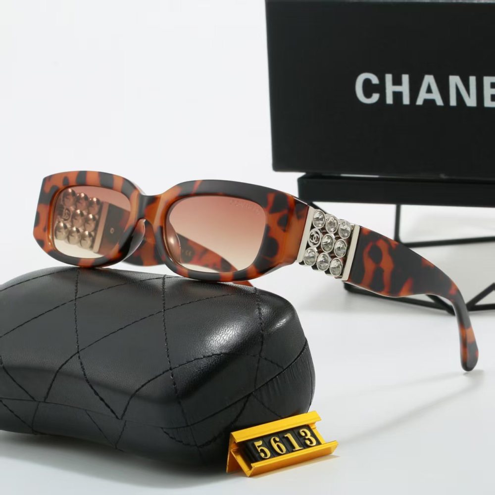 003 Chanel sunglasses