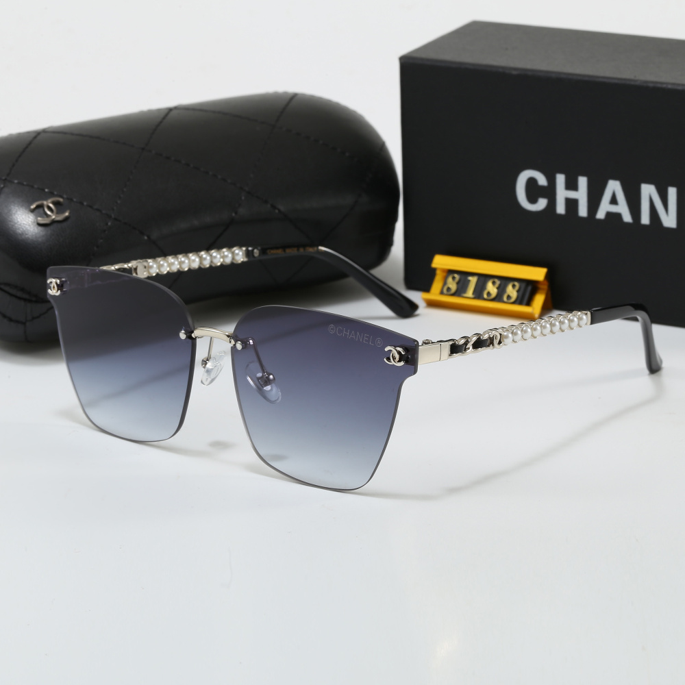 003 Chanel sunglasses