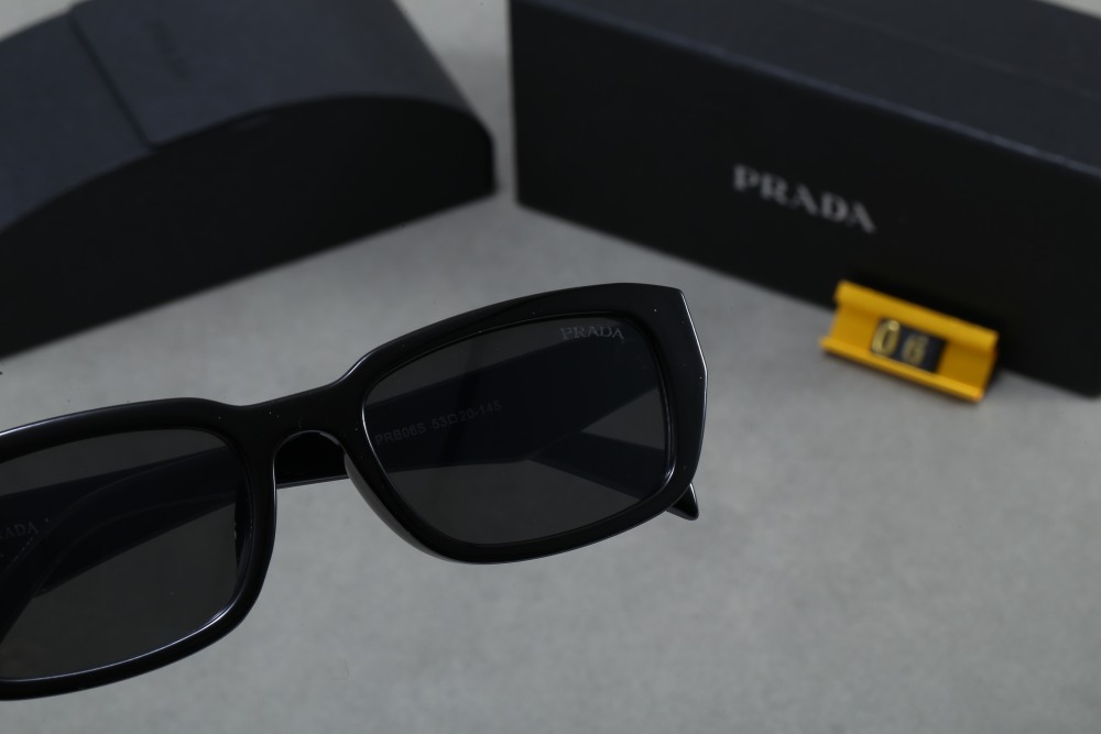 003 Prada sunglasses