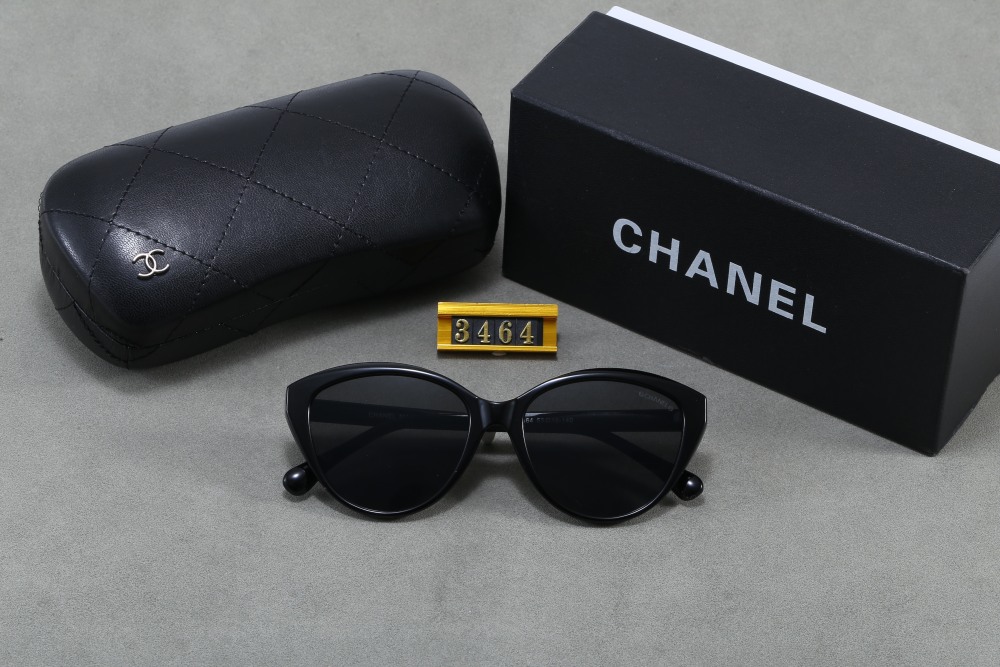 003 Chanel sunglasses