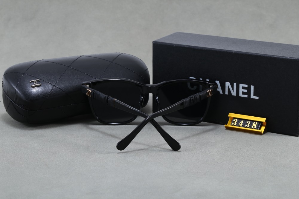 003 Chanel sunglasses