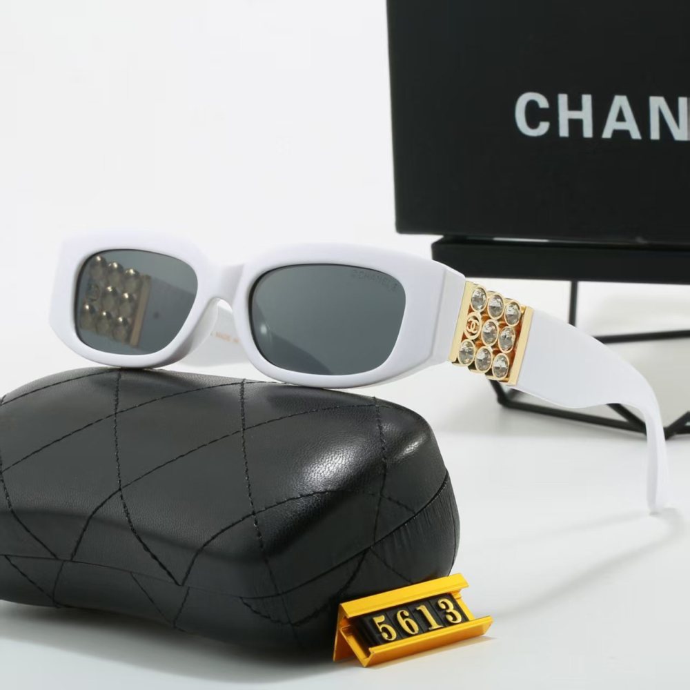 003 Chanel sunglasses