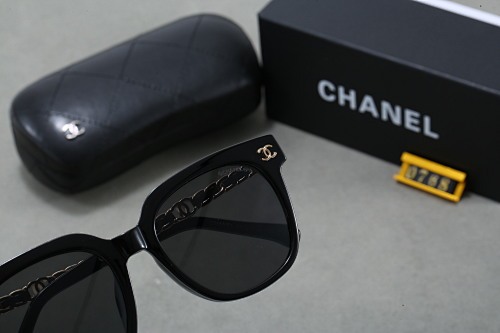 003 Chanel Sunglasses
