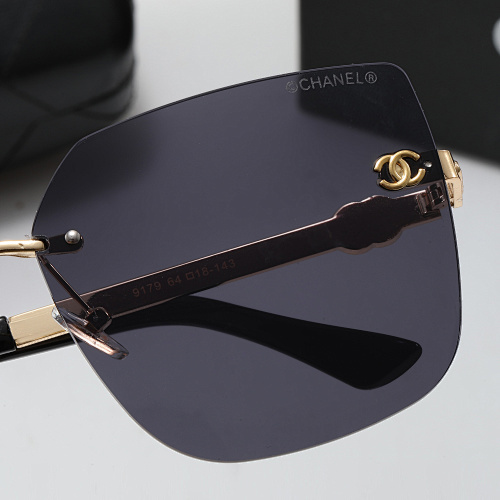 003 Chanel Sunglasses