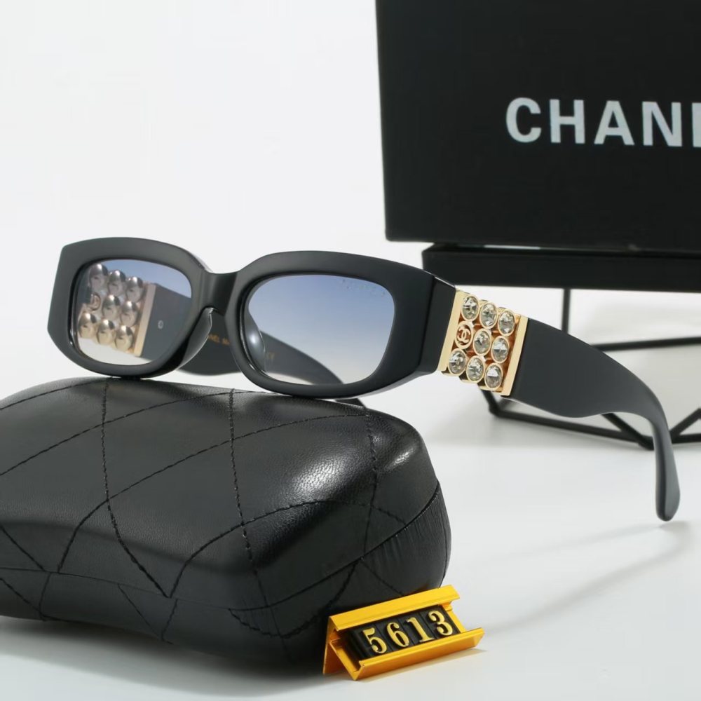 003 Chanel sunglasses