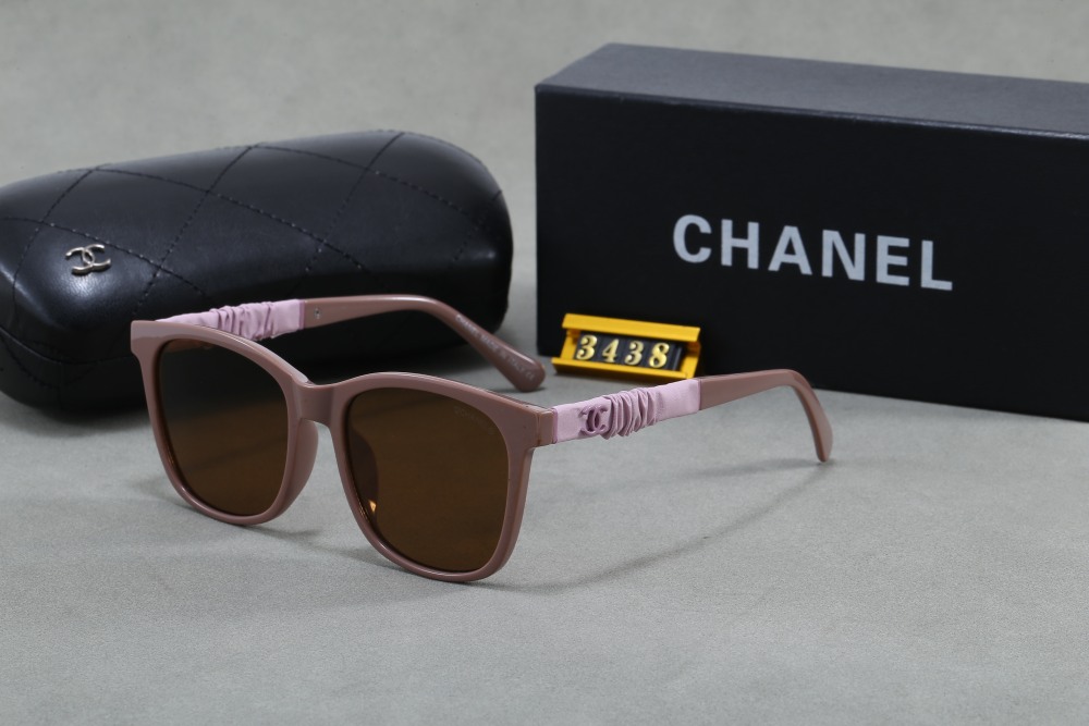003 Chanel sunglasses