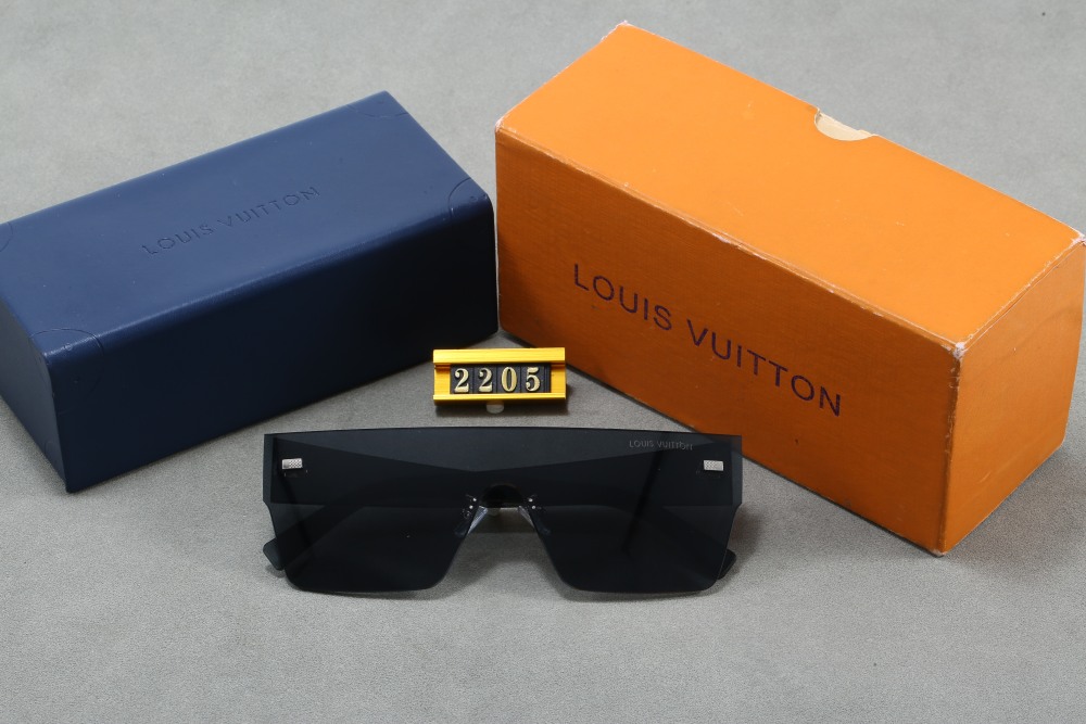 003LVsunglasses