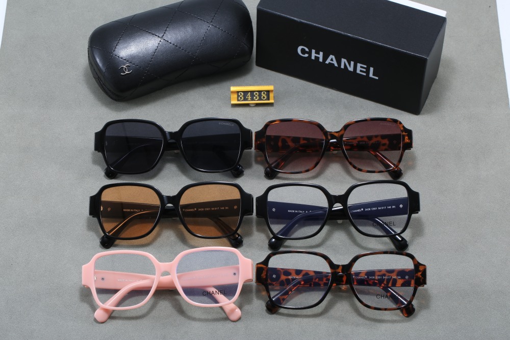 003 Chanel sunglasses