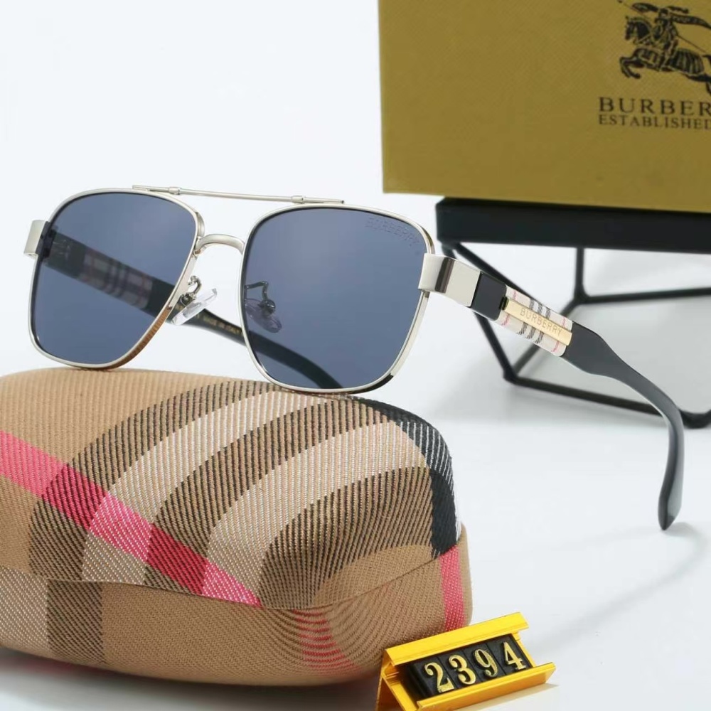 003 Burberry sunglasses