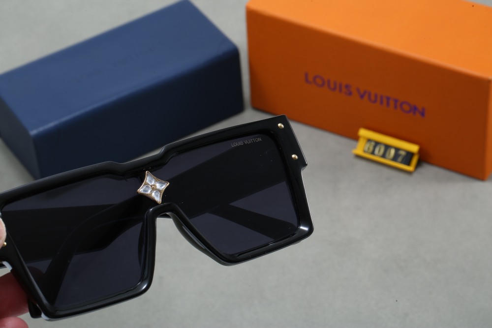 003 LV sunglasses