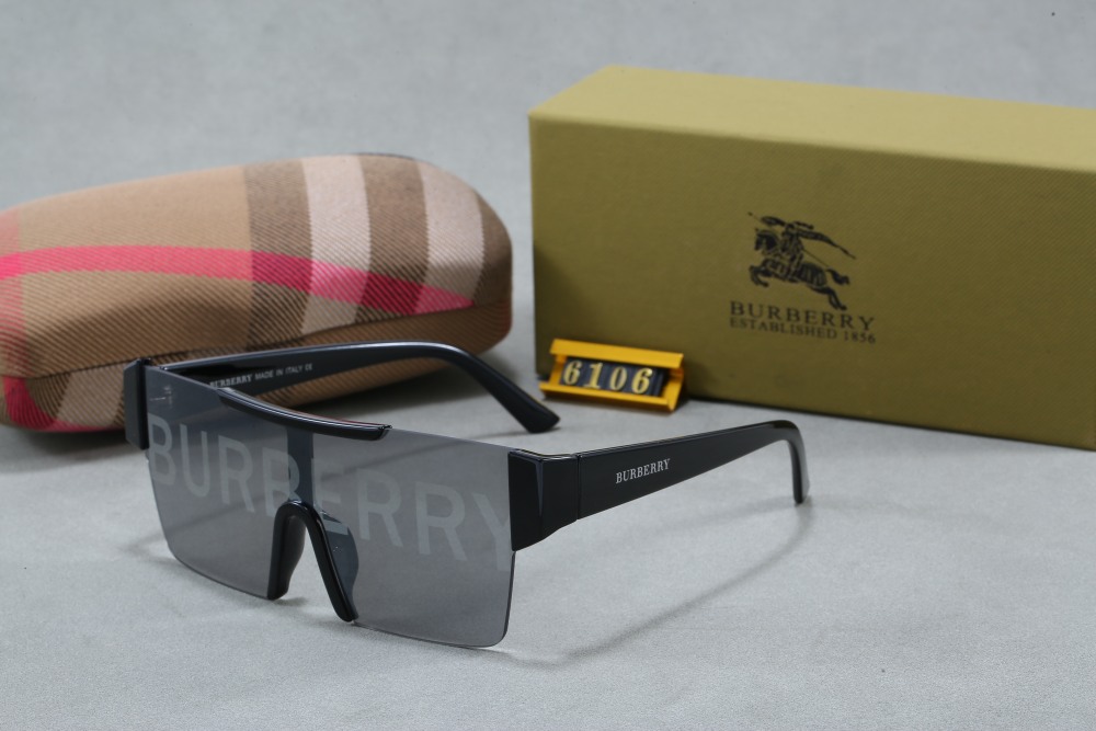 003 Burberry sunglasses