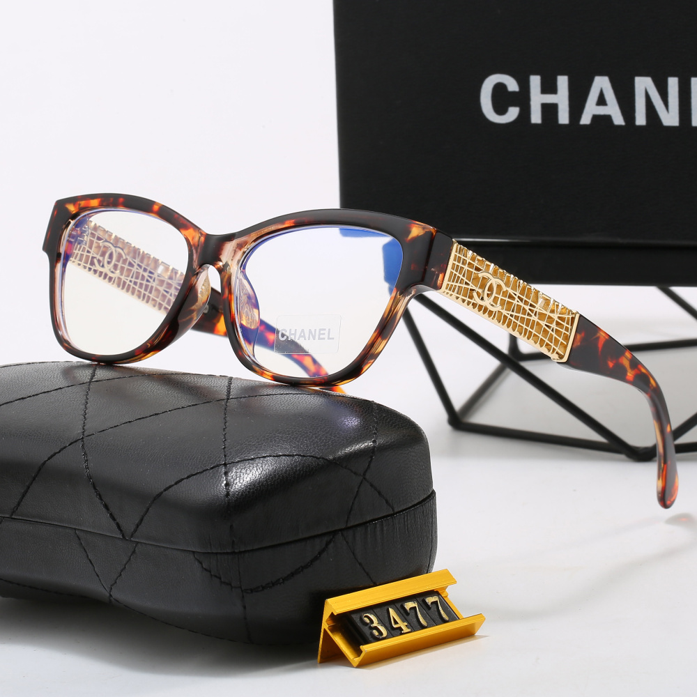 003 Chanel sunglasses
