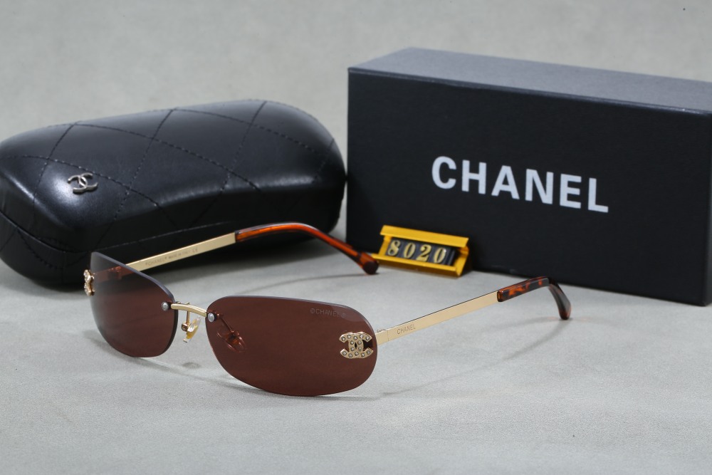 003 Chanel sunglasses