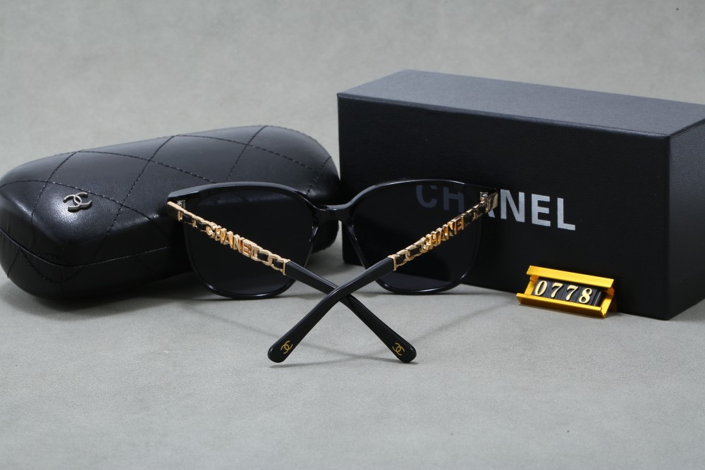 003 Chanel sunglasses