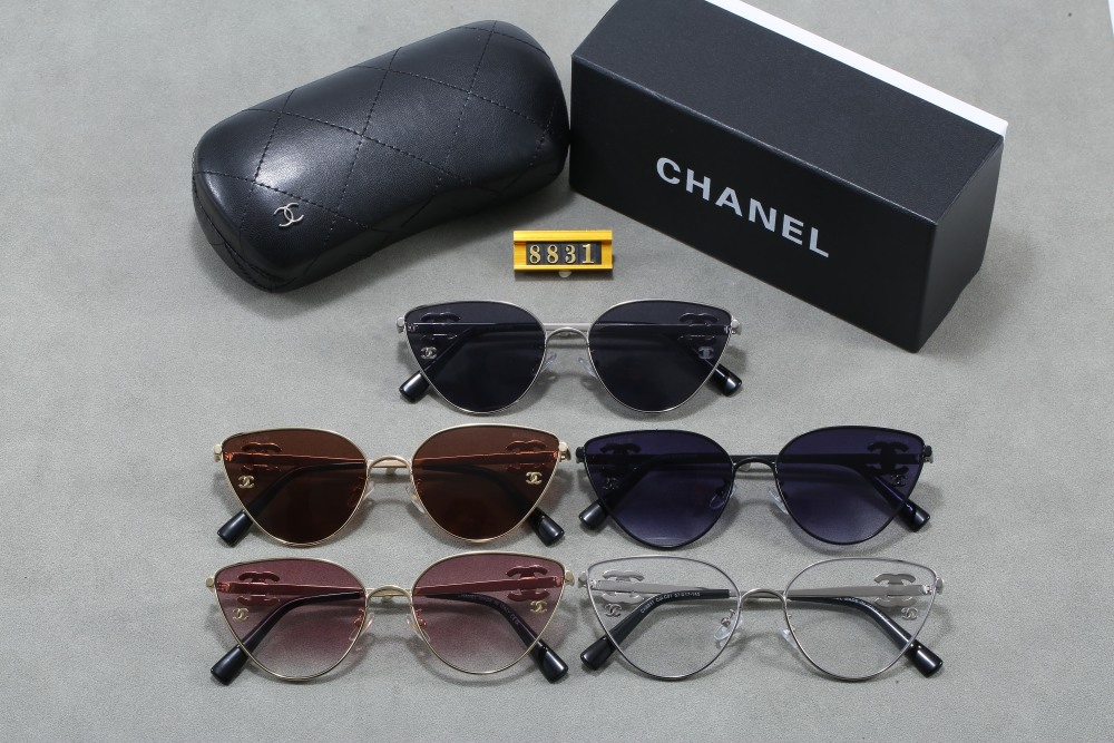 003 Chanel sunglasses