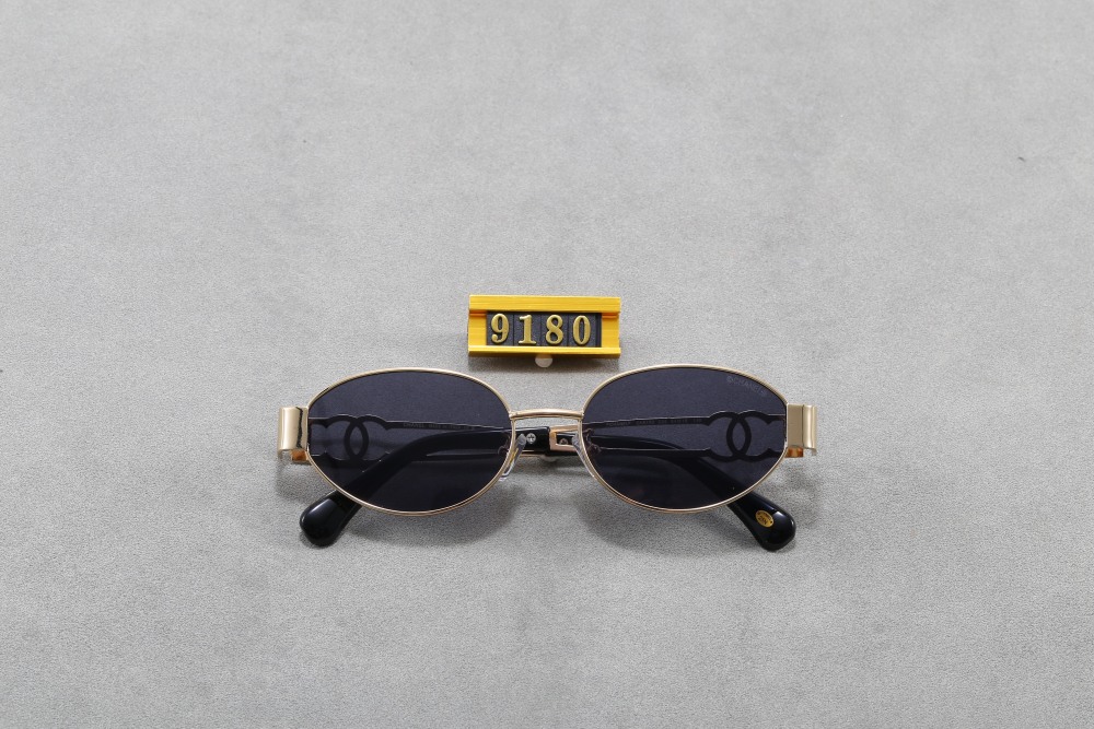 003 Chanel sunglasses