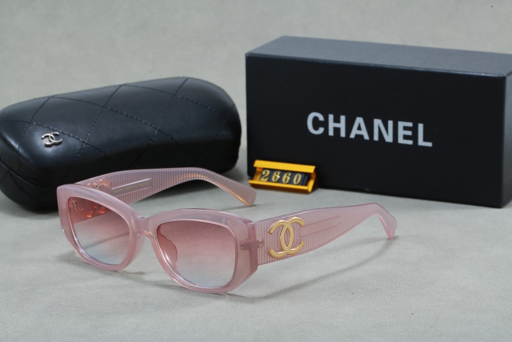 003 Chanel sunglasses