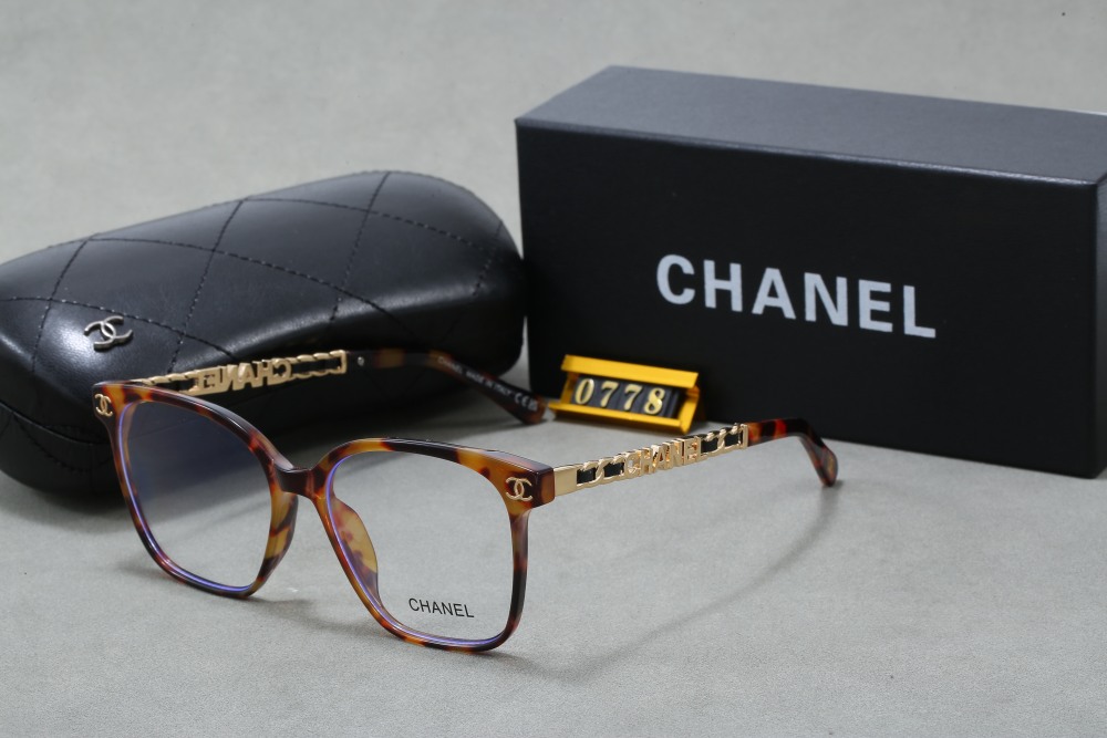 003 Chanel sunglasses