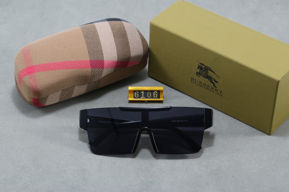 003 Burberry sunglasses