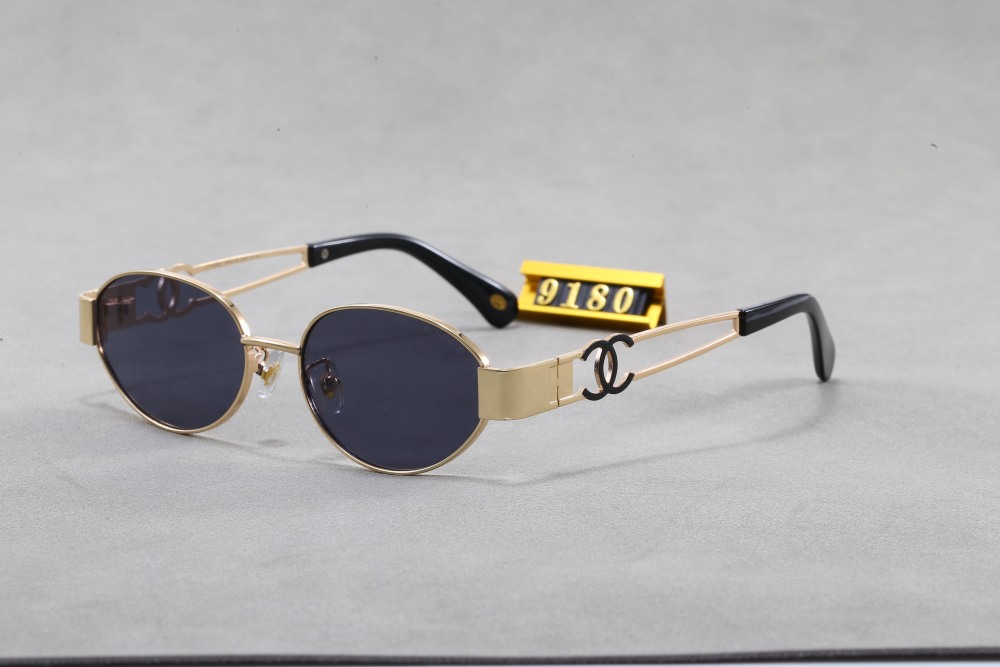 003 Chanel sunglasses