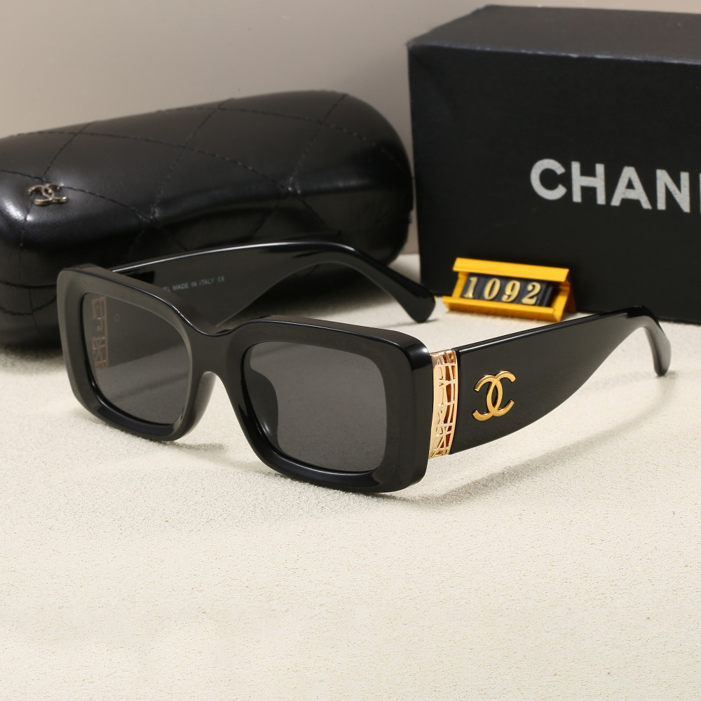 003 Chanel sunglasses