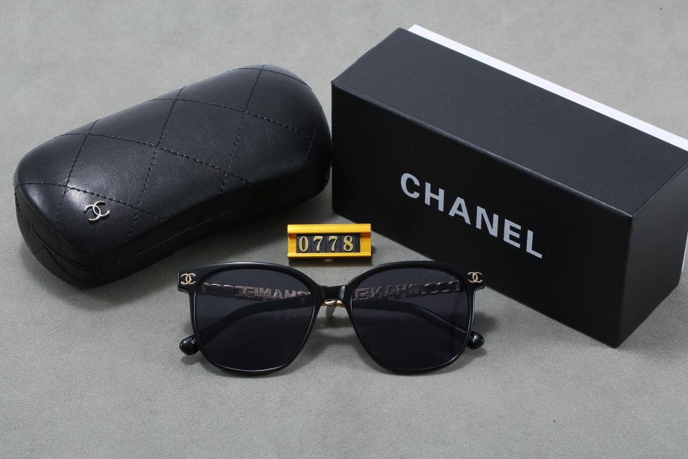 003 Chanel sunglasses
