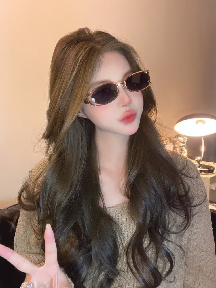 003 Chanel sunglasses