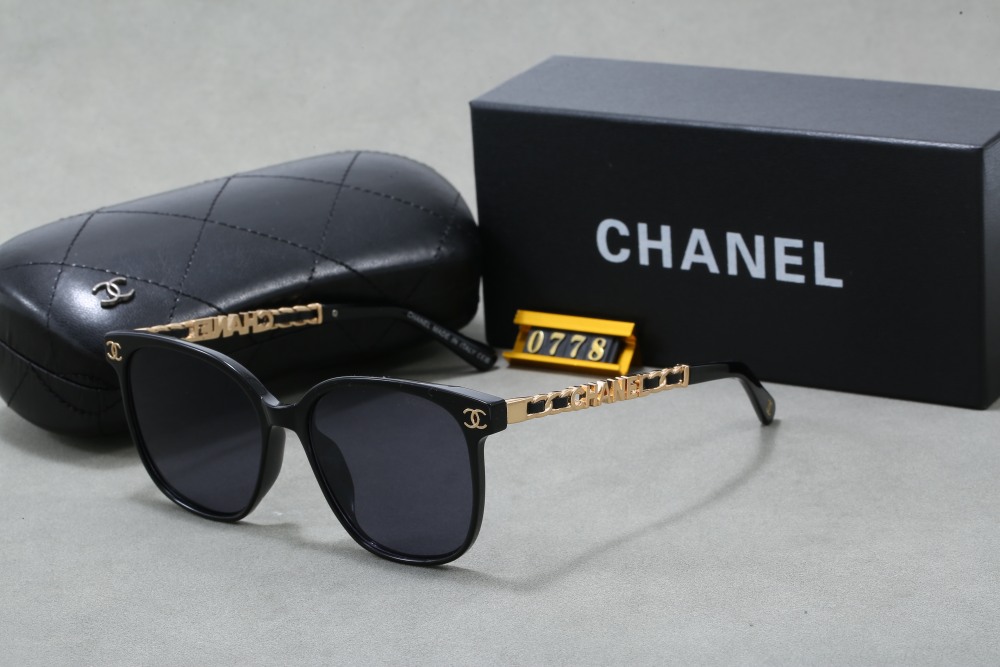 003 Chanel sunglasses