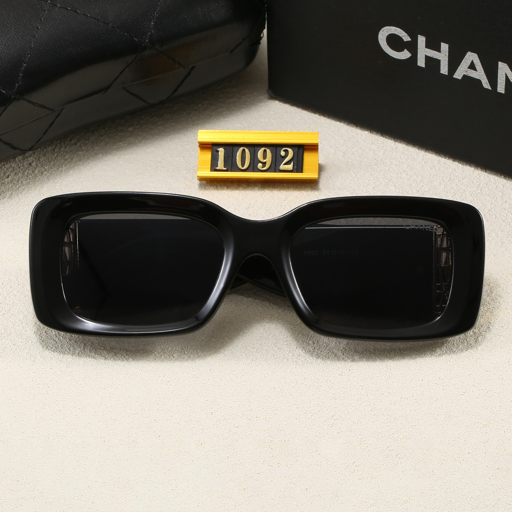 003 Chanel sunglasses