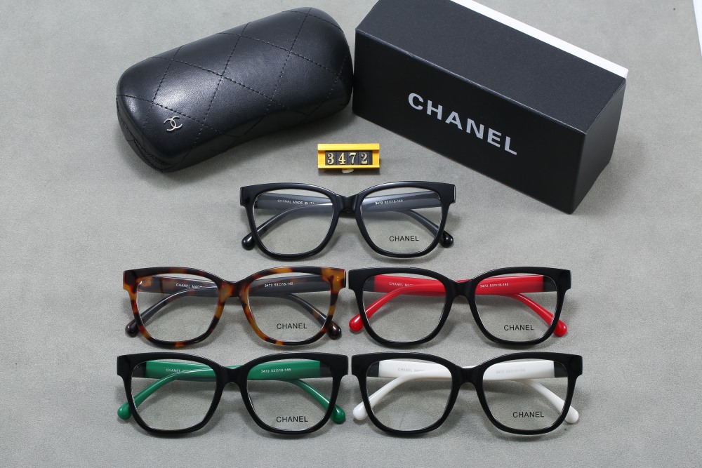 003 Chanel sunglasses