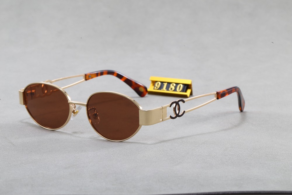 003 Chanel sunglasses