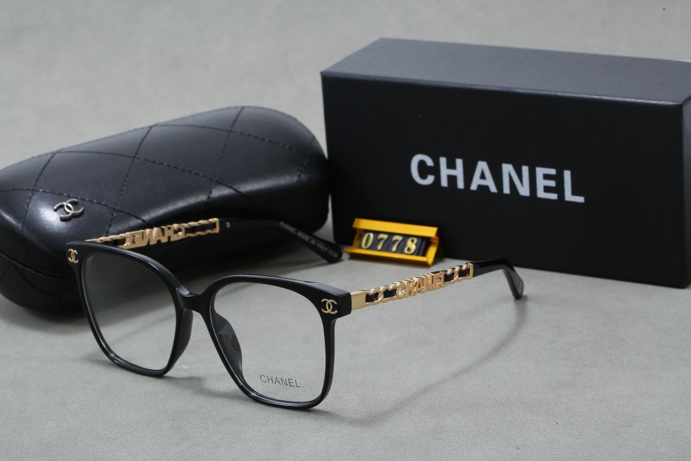 003 Chanel sunglasses