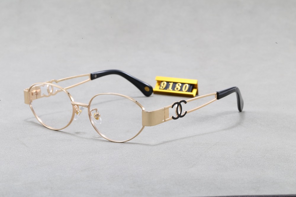 003 Chanel sunglasses