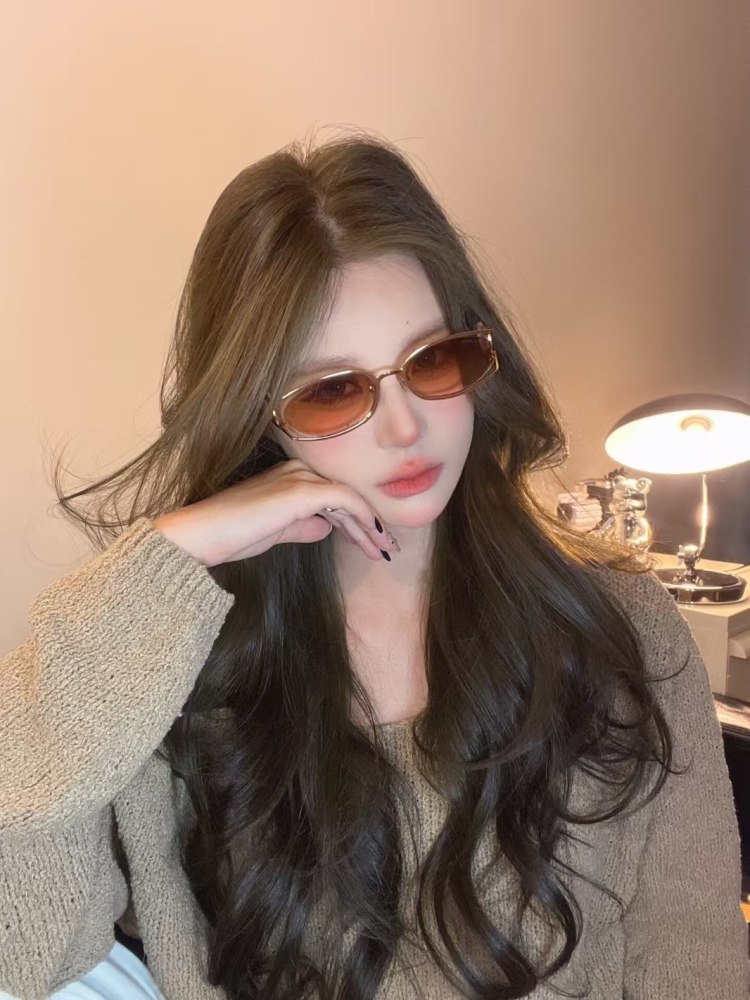 003 Chanel sunglasses