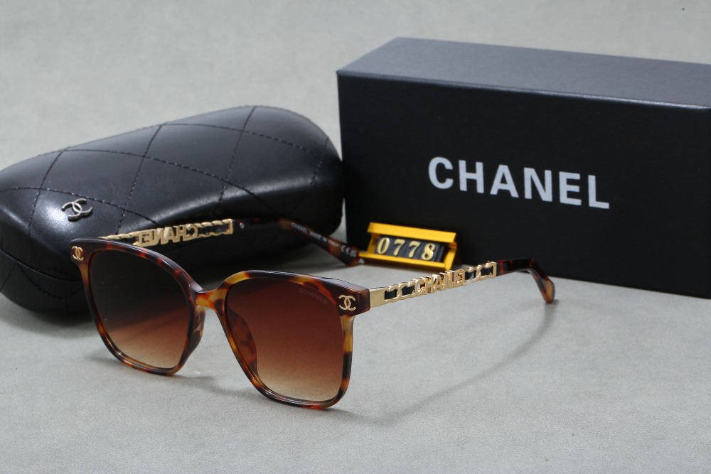 003 Chanel sunglasses