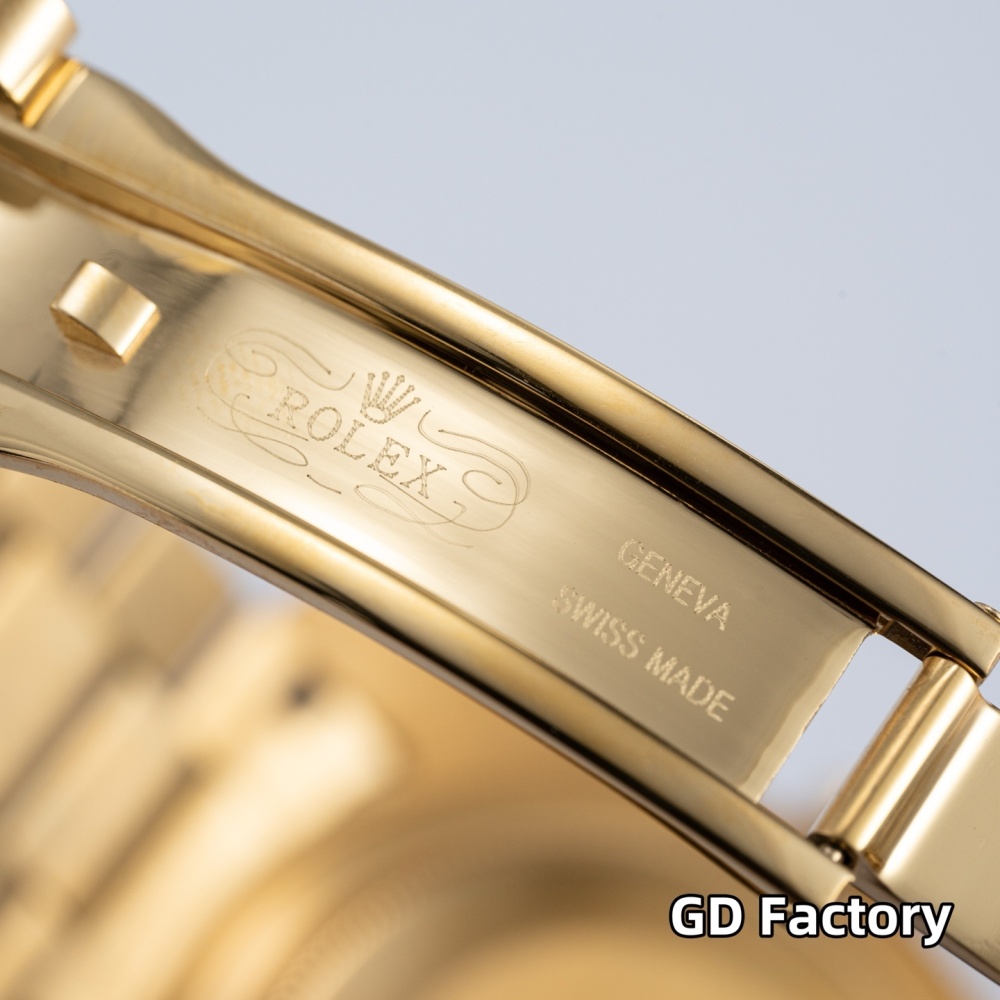004 Rolex  watch
