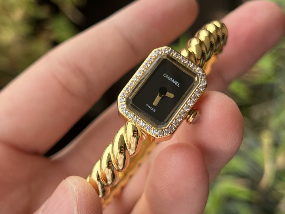 004 Chanel watch