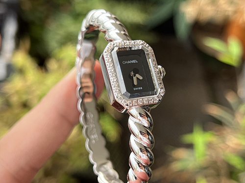 004 Chanel watch