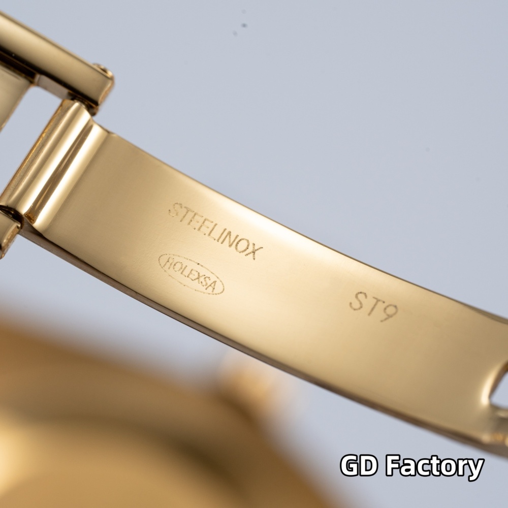 004 Rolex  watch