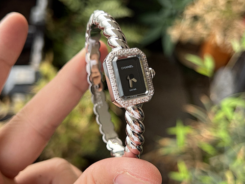 004 Chanel watch