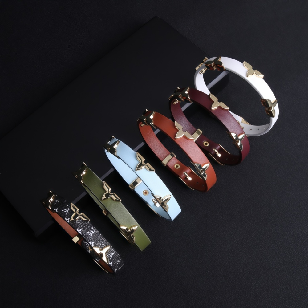 LV bracelet