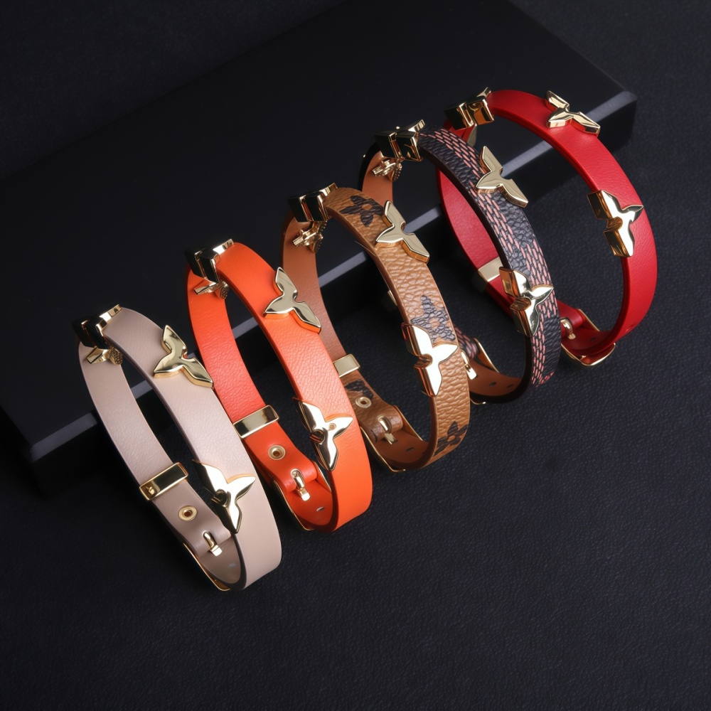 LV bracelet