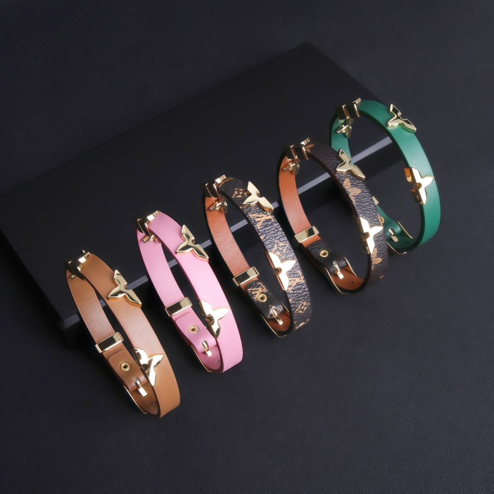 LV bracelet