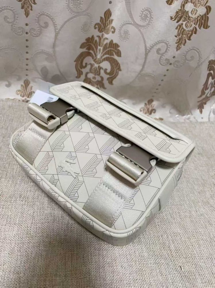 010 Lacoste bag